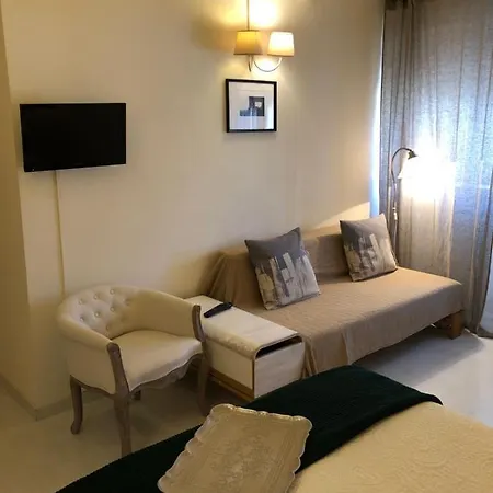 Aura House 招待所